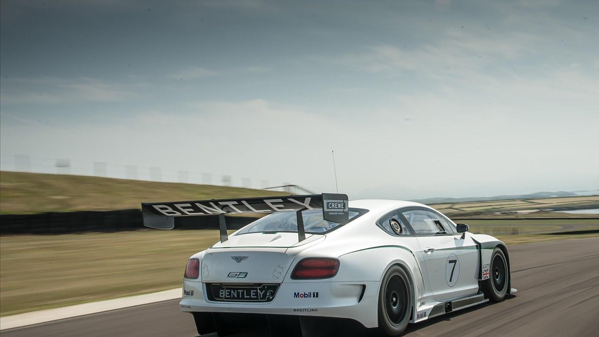 “沙滩合球新风潮,天府新区赛场掀起运动热潮”