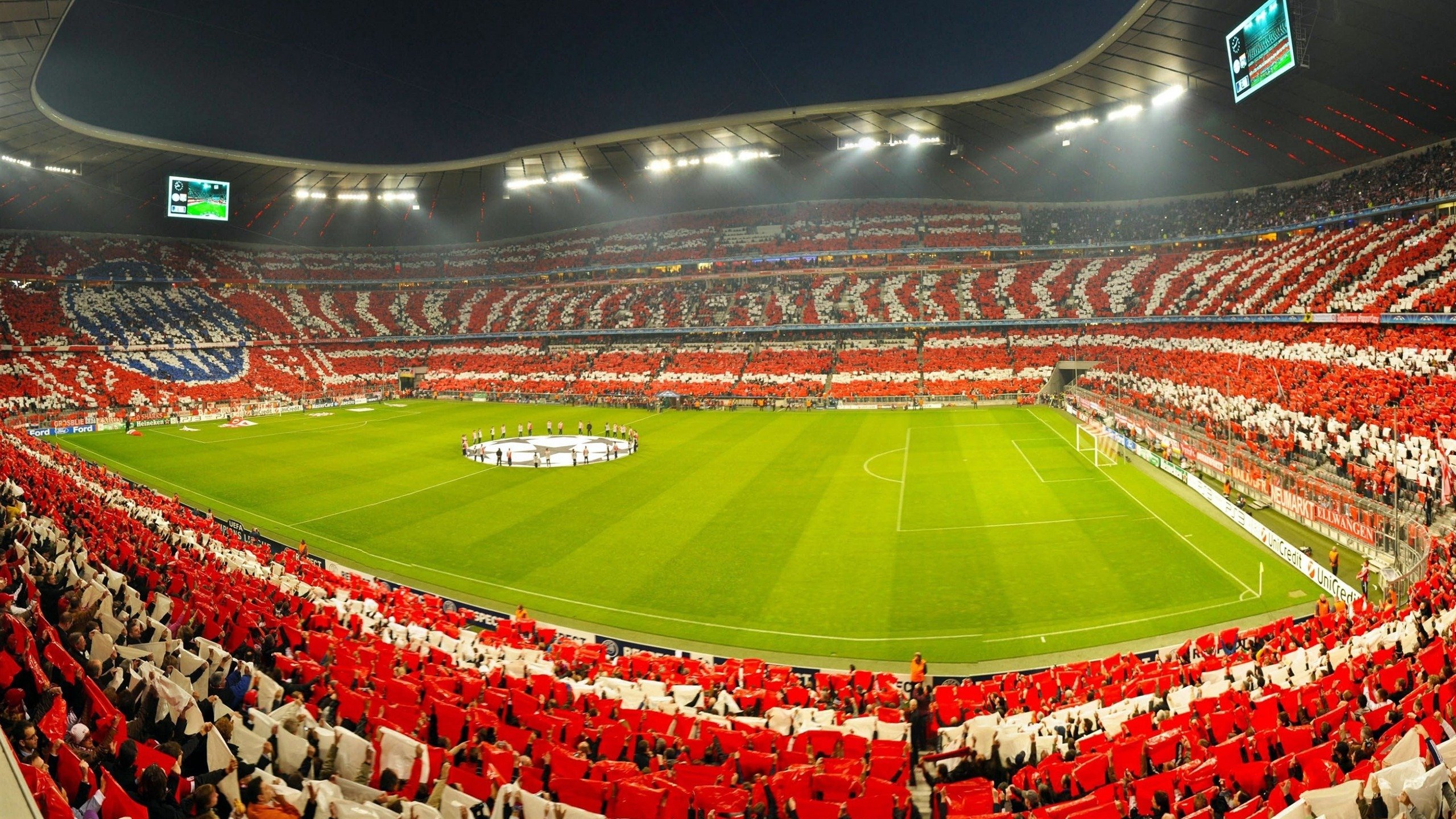 夜幕下的水上灯光秀，融合科技的运动新体验，水上灯光秀文案